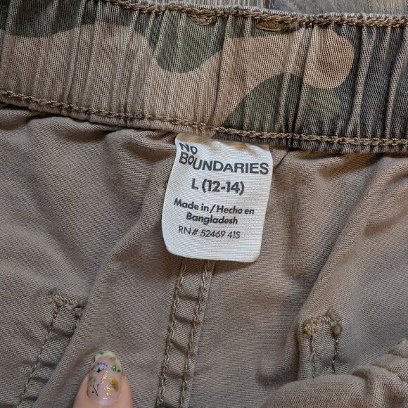 👖 Women’s Cargo Pants Lot - 5 Pairs • Baggy - American Eagle + more - Picture 13 of 13